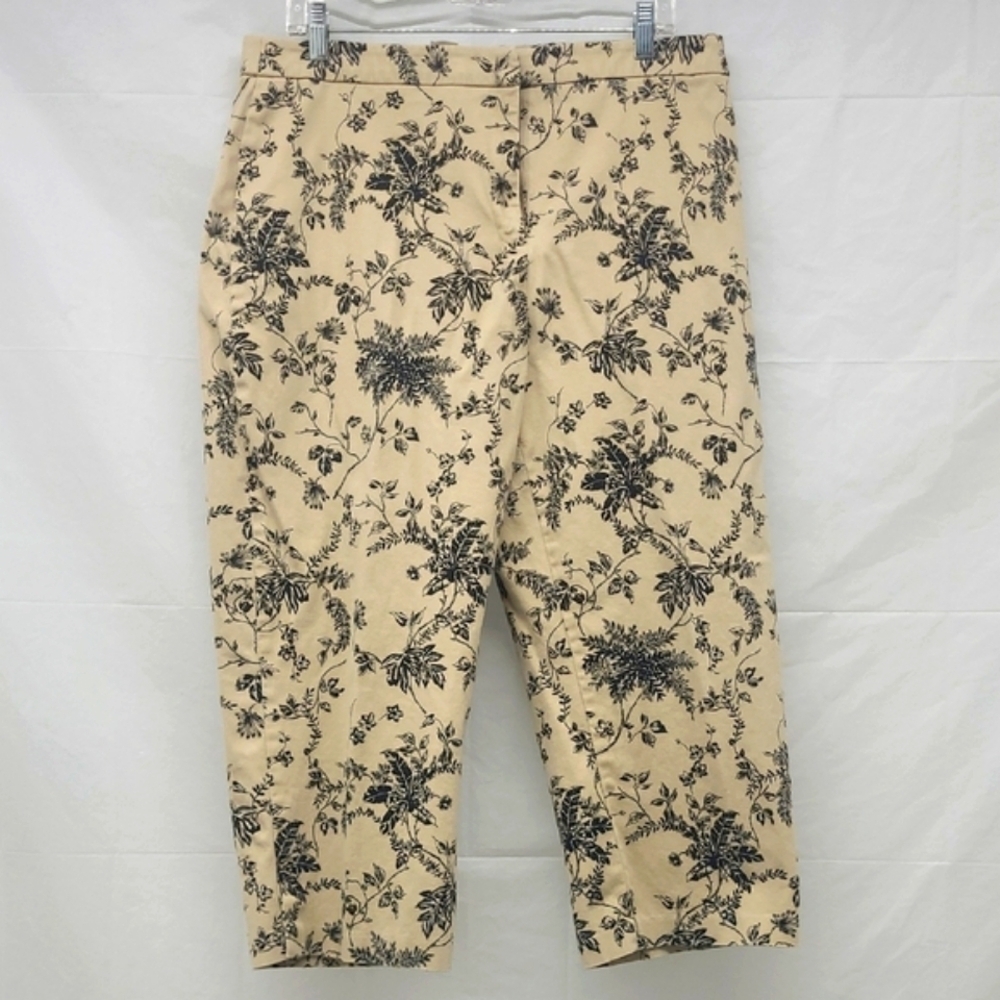 Tan Capri Pants Black Floral Print Mid Rise Straight Leg Stretch Lightweight